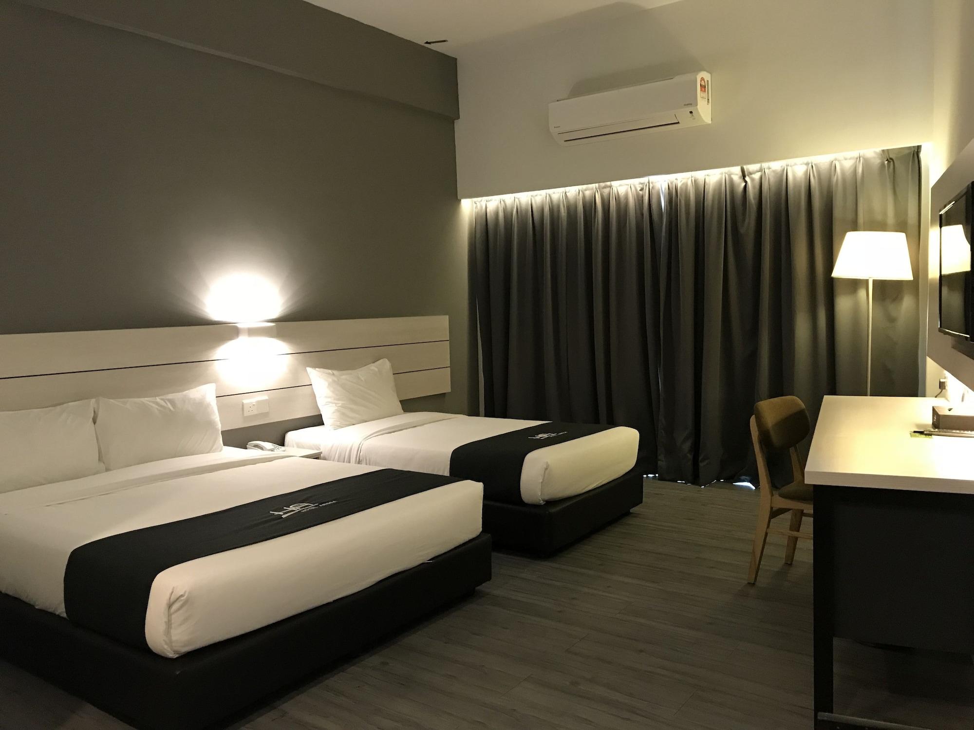 Hotel Arissa Malacca Exterior photo