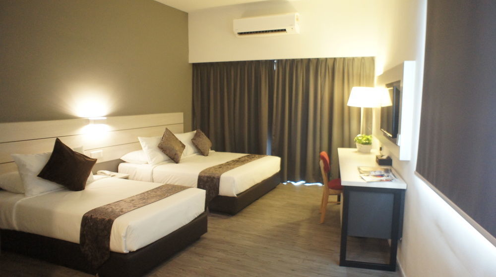 Hotel Arissa Malacca Exterior photo