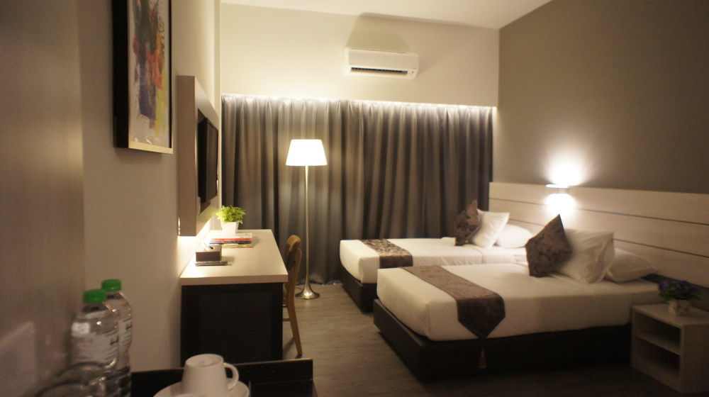 Hotel Arissa Malacca Exterior photo