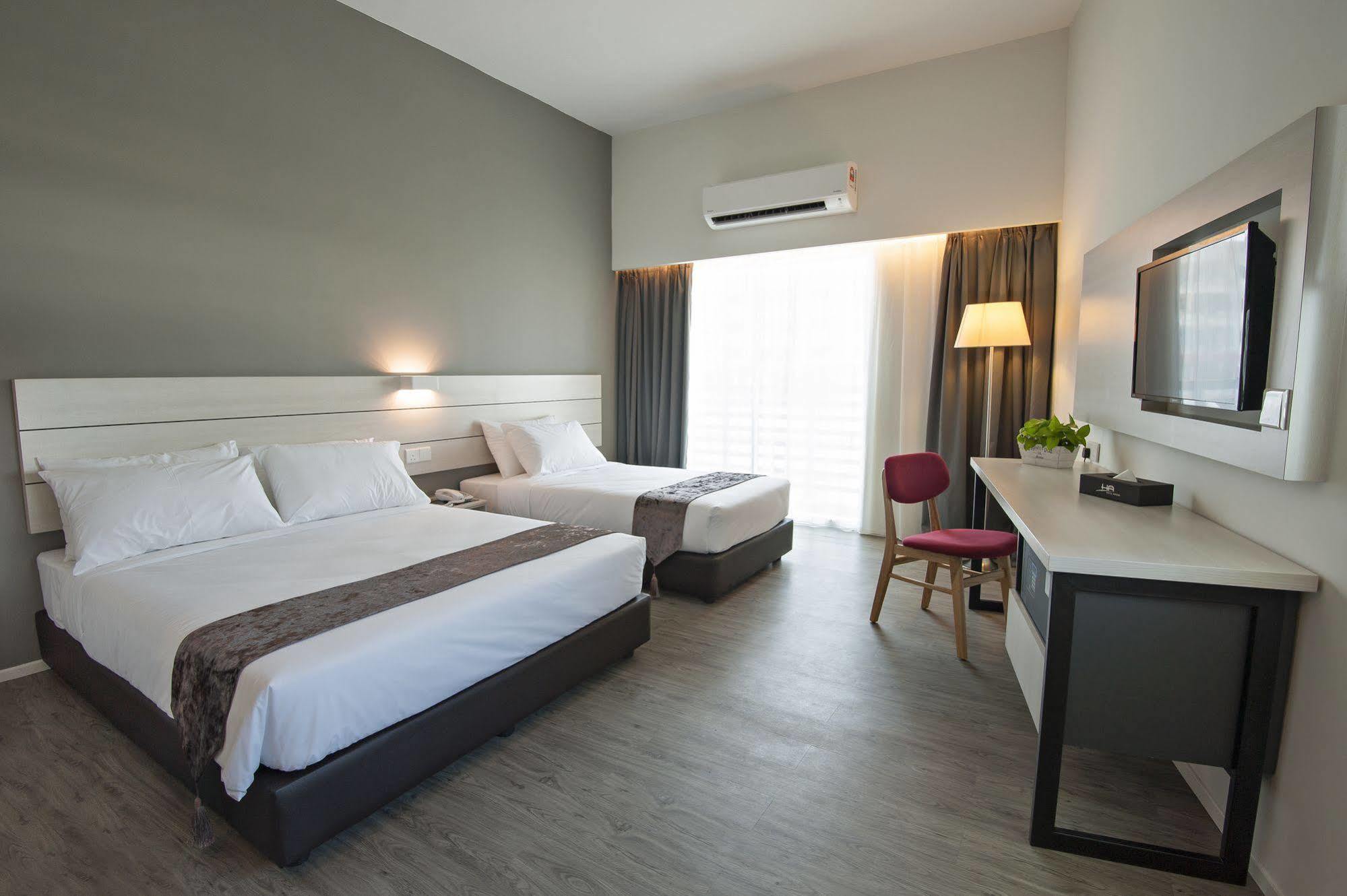 Hotel Arissa Malacca Exterior photo